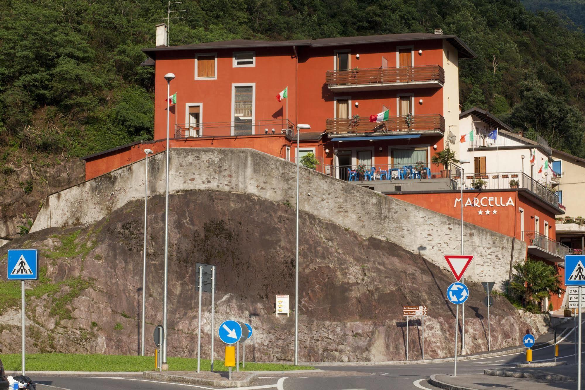 Albergo Marcella Boario Terme Buitenkant foto