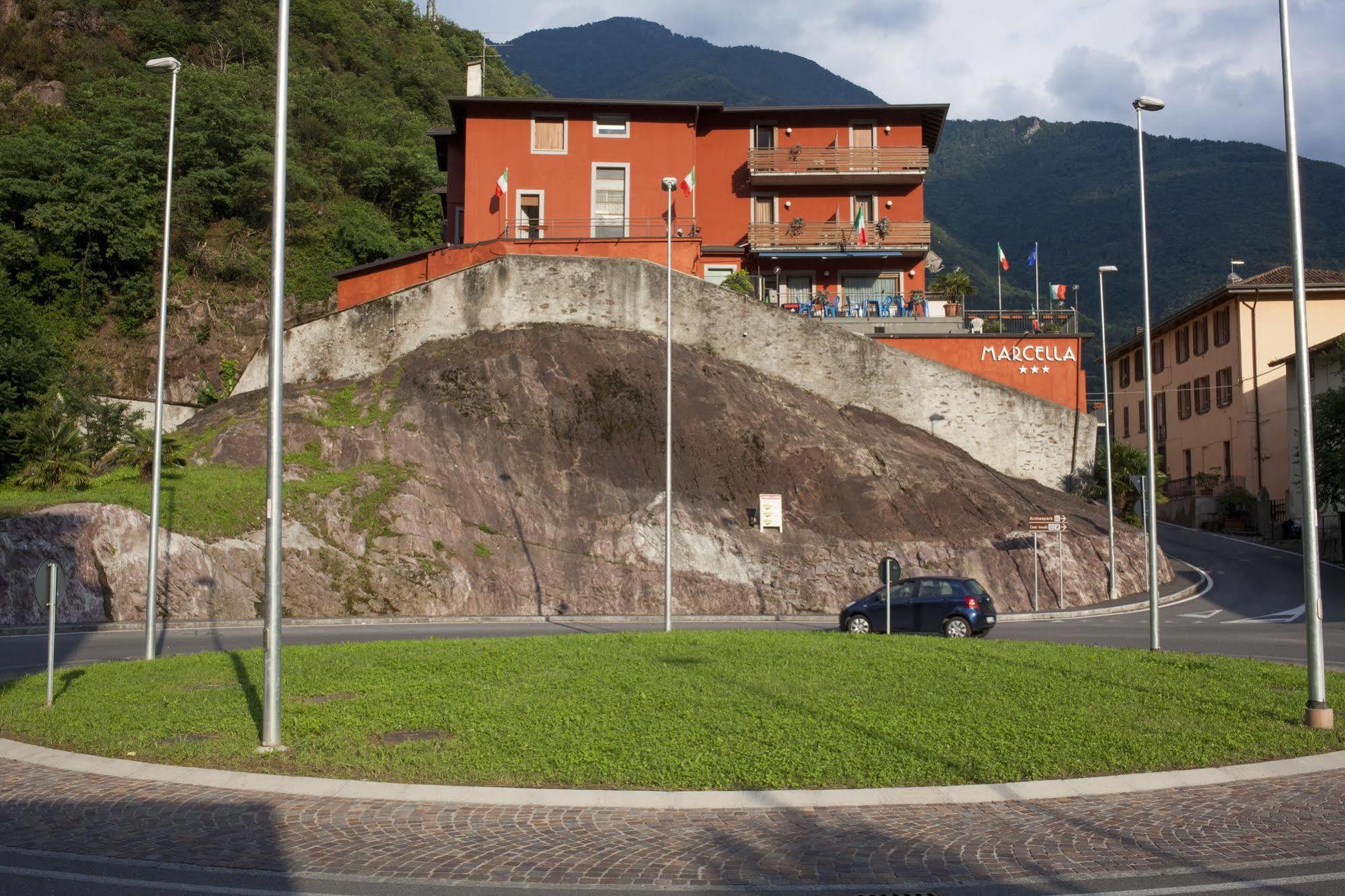 Albergo Marcella Boario Terme Buitenkant foto